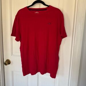 Hollister Men's Vibrant Red Tee
